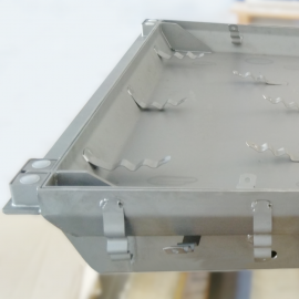 Assisted manhole covers