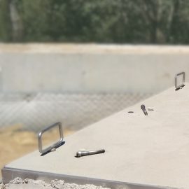 Assisted manhole covers